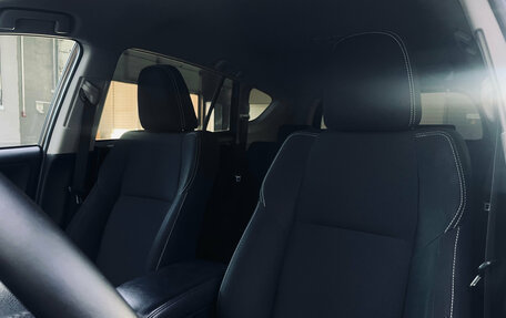 Toyota RAV4, 2017 год, 2 320 000 рублей, 10 фотография