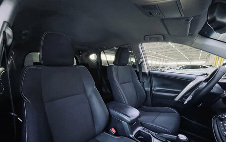 Toyota RAV4, 2017 год, 2 320 000 рублей, 9 фотография
