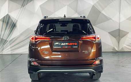 Toyota RAV4, 2017 год, 2 320 000 рублей, 5 фотография