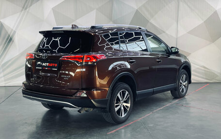 Toyota RAV4, 2017 год, 2 320 000 рублей, 6 фотография