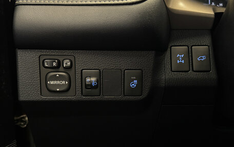 Toyota RAV4, 2017 год, 2 320 000 рублей, 19 фотография
