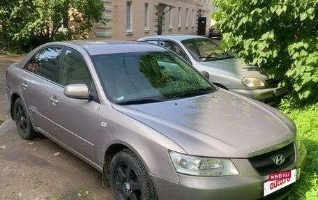Hyundai Sonata VI, 2007 год, 800 000 рублей, 5 фотография