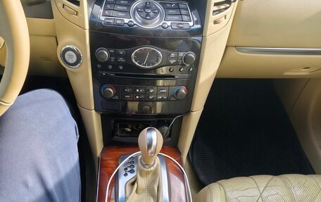 Infiniti FX II, 2011 год, 1 700 000 рублей, 13 фотография
