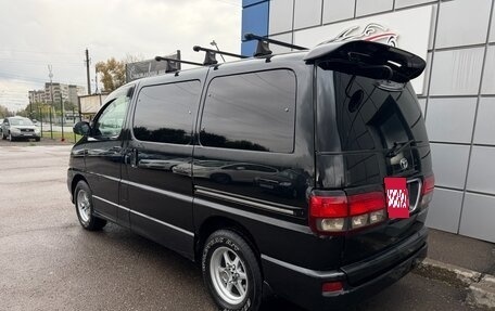Toyota Regius, 2000 год, 897 000 рублей, 4 фотография