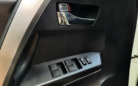 Toyota RAV4, 2017 год, 2 350 000 рублей, 18 фотография