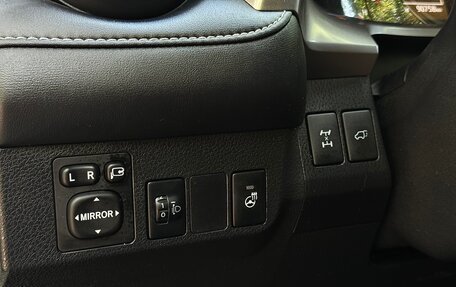 Toyota RAV4, 2017 год, 2 350 000 рублей, 16 фотография
