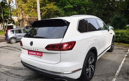 Volkswagen Touareg III, 2020 год, 4 600 000 рублей, 1 фотография
