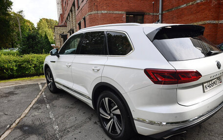 Volkswagen Touareg III, 2020 год, 4 600 000 рублей, 2 фотография