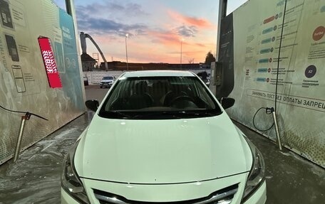 Hyundai Solaris II рестайлинг, 2014 год, 920 000 рублей, 1 фотография