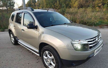 Renault Duster I рестайлинг, 2012 год, 855 000 рублей, 2 фотография