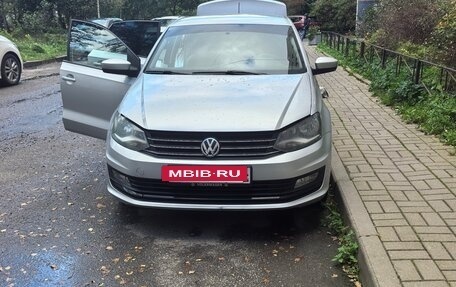 Volkswagen Polo VI (EU Market), 2015 год, 990 000 рублей, 5 фотография