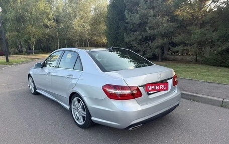 Mercedes-Benz E-Класс, 2011 год, 2 200 000 рублей, 7 фотография