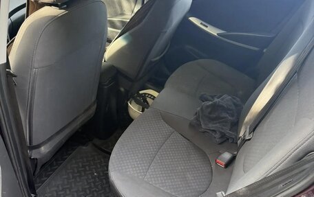 Hyundai Solaris II рестайлинг, 2012 год, 745 000 рублей, 4 фотография