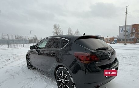 Opel Astra J, 2010 год, 750 000 рублей, 2 фотография