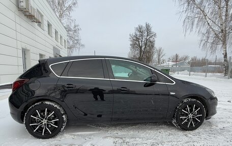 Opel Astra J, 2010 год, 750 000 рублей, 13 фотография
