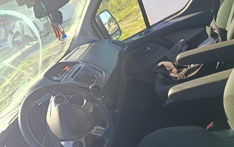 Ford Tourneo Custom I рестайлинг, 2013 год, 1 450 000 рублей, 2 фотография