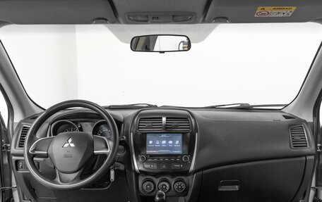 Mitsubishi ASX I рестайлинг, 2013 год, 909 000 рублей, 8 фотография