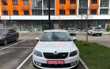 Skoda Octavia, 2014 год, 1 600 000 рублей, 14 фотография