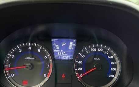 Hyundai Solaris II рестайлинг, 2013 год, 650 000 рублей, 12 фотография