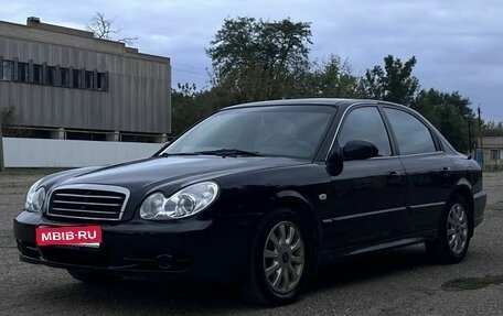 Hyundai Sonata IV рестайлинг, 2005 год, 500 000 рублей, 1 фотография