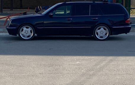 Mercedes-Benz E-Класс, 1999 год, 450 000 рублей, 2 фотография