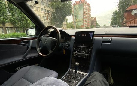 Mercedes-Benz E-Класс, 1999 год, 450 000 рублей, 3 фотография