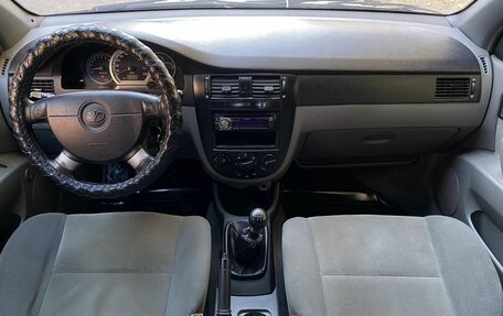 Daewoo Gentra II, 2013 год, 300 000 рублей, 11 фотография