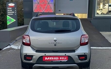 Renault Sandero II рестайлинг, 2018 год, 985 000 рублей, 4 фотография