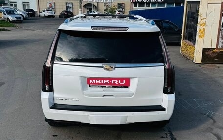 Cadillac Escalade IV, 2015 год, 4 200 000 рублей, 2 фотография