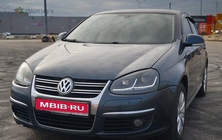 Volkswagen Jetta VI, 2010 год, 710 000 рублей, 1 фотография