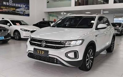 Volkswagen T-Roc I, 2023 год, 1 859 000 рублей, 1 фотография