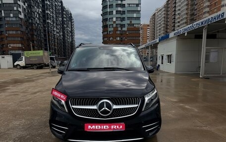 Mercedes-Benz V-Класс, 2021 год, 6 700 000 рублей, 1 фотография