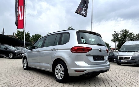 Volkswagen Touran III, 2022 год, 3 210 000 рублей, 3 фотография