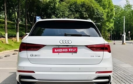 Audi Q3, 2022 год, 2 350 000 рублей, 5 фотография