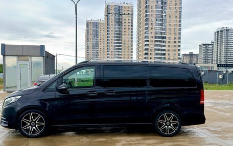 Mercedes-Benz V-Класс, 2021 год, 6 700 000 рублей, 3 фотография