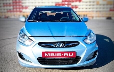 Hyundai Solaris II рестайлинг, 2012 год, 750 000 рублей, 2 фотография