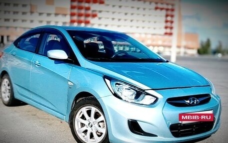 Hyundai Solaris II рестайлинг, 2012 год, 750 000 рублей, 3 фотография
