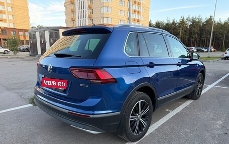 Volkswagen Tiguan II, 2018 год, 2 590 000 рублей, 4 фотография