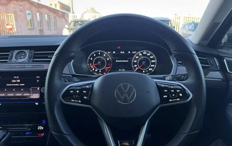 Volkswagen Passat B8 рестайлинг, 2015 год, 1 815 000 рублей, 19 фотография