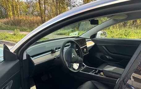 Tesla Model 3 I, 2020 год, 2 600 000 рублей, 1 фотография