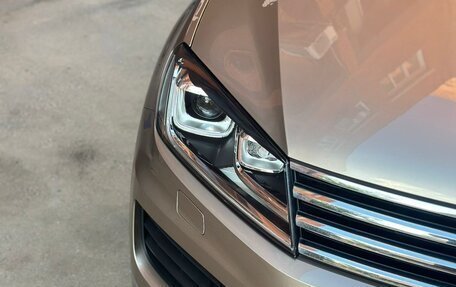 Volkswagen Touareg III, 2016 год, 3 550 000 рублей, 11 фотография