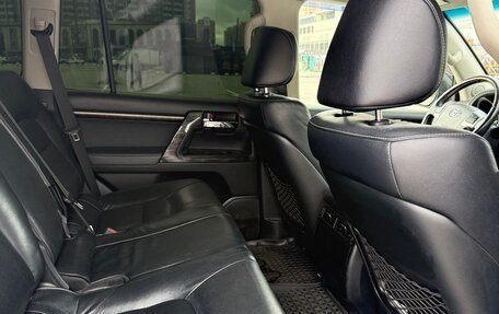 Toyota Land Cruiser 200, 2014 год, 3 700 000 рублей, 8 фотография