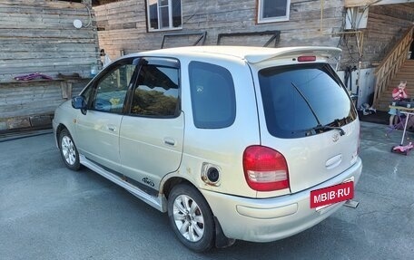 Toyota Corolla Spacio II, 2000 год, 300 000 рублей, 3 фотография