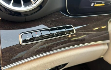 Mercedes-Benz CLS, 2019 год, 6 600 000 рублей, 13 фотография