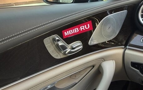 Mercedes-Benz CLS, 2019 год, 6 600 000 рублей, 12 фотография