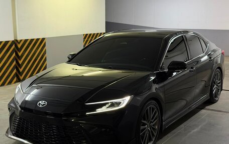 Toyota Camry, 2024 год, 3 700 000 рублей, 3 фотография