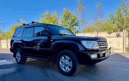 Toyota Land Cruiser 100 рестайлинг 2, 2005 год, 2 430 000 рублей, 2 фотография