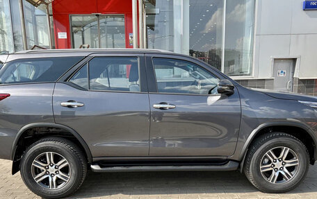 Toyota Fortuner II, 2023 год, 7 фотография