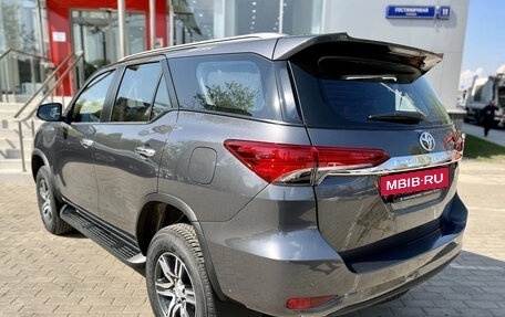 Toyota Fortuner II, 2023 год, 4 фотография