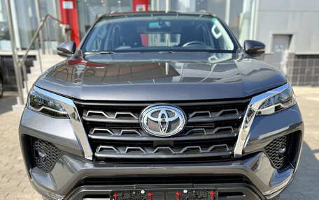 Toyota Fortuner II, 2023 год, 16 фотография